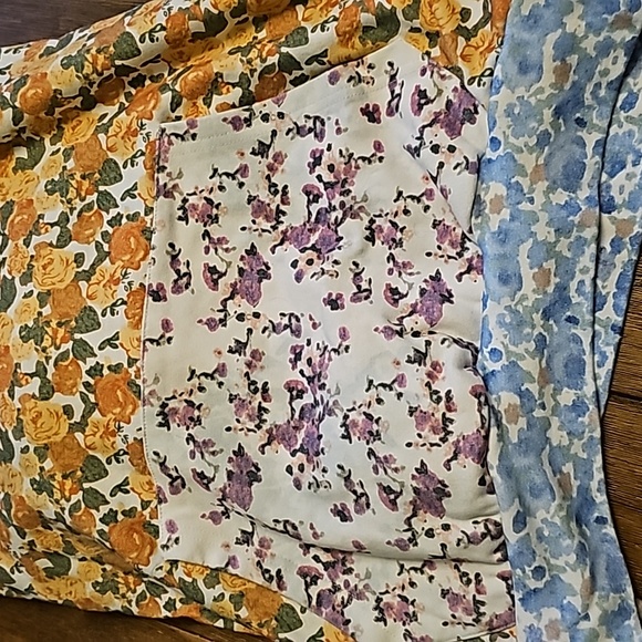 Ampersand University Hoodie (M) - Picture 8 of 8